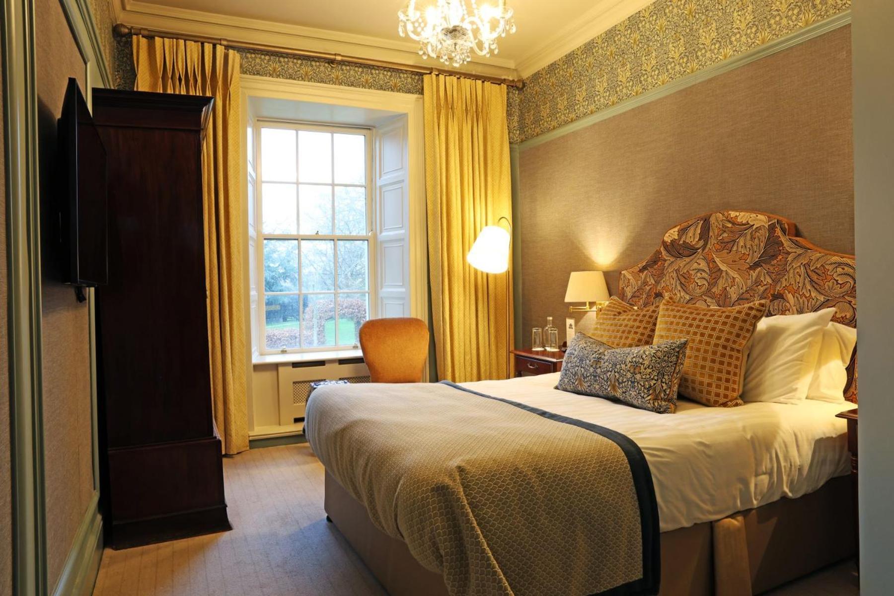 Barberstown Castle Hotel Straffan ภายนอก รูปภาพ