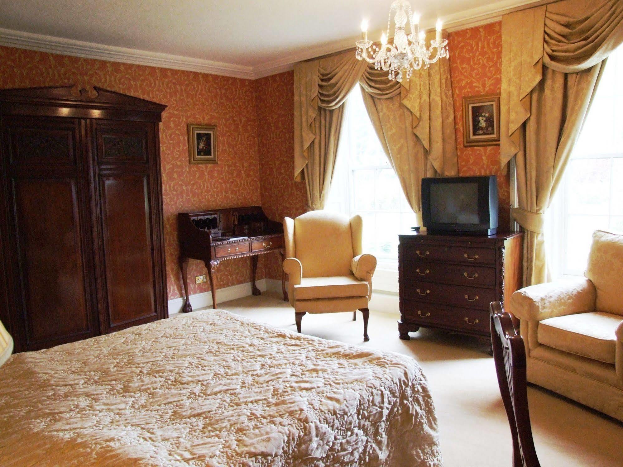Barberstown Castle Hotel Straffan ภายนอก รูปภาพ
